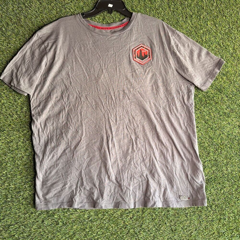 Star Wars Galaxy’s Edge Black Spire Outpost T-Shirt Docking Bay 9 Gray XL Disney